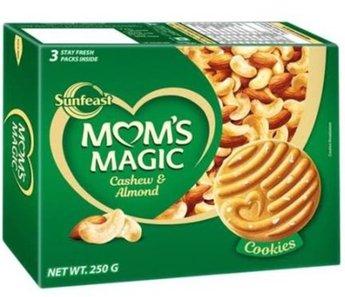 MOM'S MAGIC CASHEW & ALMOND 250G